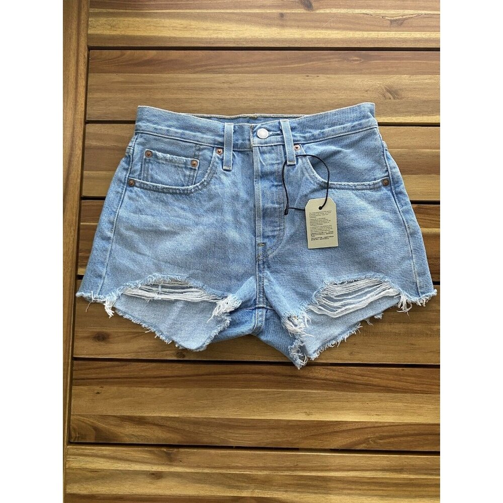 NWT Women's Levi’s 501 Denim Jean Shorts W26